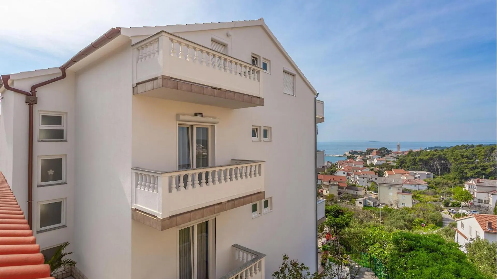 Gorgeous Apartment In Rab With Kitchen Rab Town 0*,  Kroatië